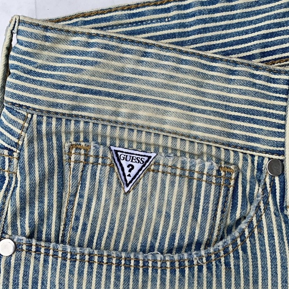 New GUESS Slim Destroyed Striped Men's Short SZ 32 - Picture 5 of 8